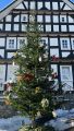 Geschmückter Weihnachtsbaum auf dem Weihnachtsmarkt Diedenshausen &copy; BLB-Tourismus GmbH