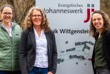 Bieten Ersthelferkurse an: Dr. Julia Maria Nonn, Jutta  Meyer und Hannah Menn © Ev. Johanneswerk Klinik Wittgenstein